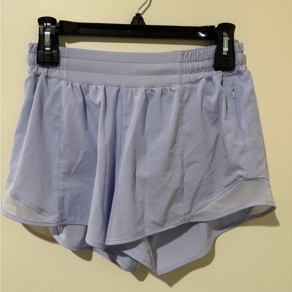 Lululemon Hotty Hot High-Rise Lined Short 4" - Size 6 - Periwinkle / Pastel Blue - Picture 2 of 6